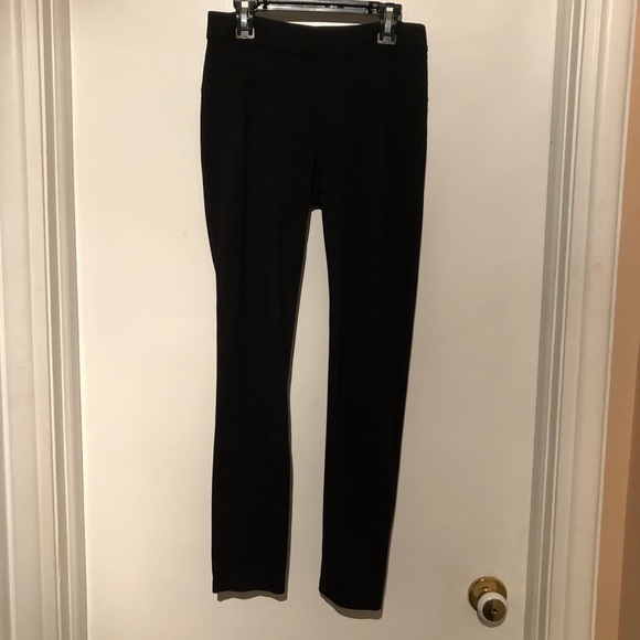 🍒 MAX STUDIO Black Jeggings !!! - Picture 2 of 3